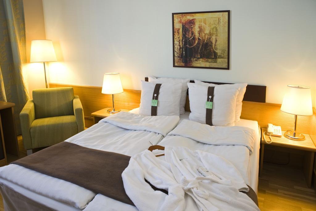 Holiday Inn Turku Bilik gambar